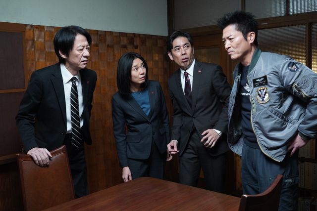 亀山薫、意識を失い救急搬送…「相棒 season24」第17話場面写真（2枚目）