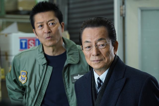 亀山薫、意識を失い救急搬送…「相棒 season24」第17話場面写真（3枚目）