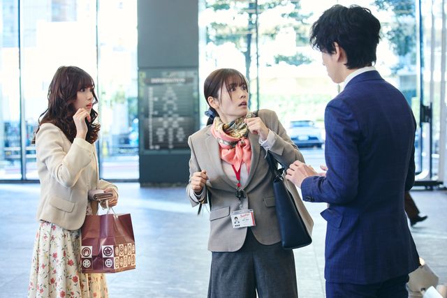 地獄の同窓会…小芝風花＆佐藤健「私の夫と結婚して」第1話＆2話場面写真（6枚目）