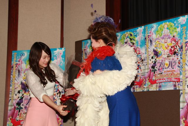 川栄李奈＆デヴィ夫人がプリパラ声優に！写真ギャラリー（5枚目）
