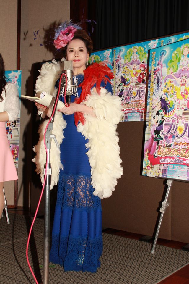 川栄李奈＆デヴィ夫人がプリパラ声優に！写真ギャラリー（8枚目）