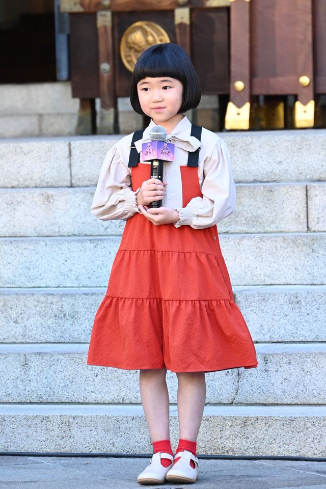 永尾柚乃＆MOMONA、キュートな共演！実写版『リロ＆スティッチ』大ヒット祈願イベント（3枚目）