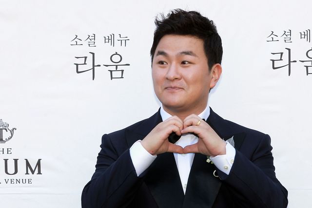 ホ・ガク、挙式で満面の笑み！フォトギャラリー（7枚目）