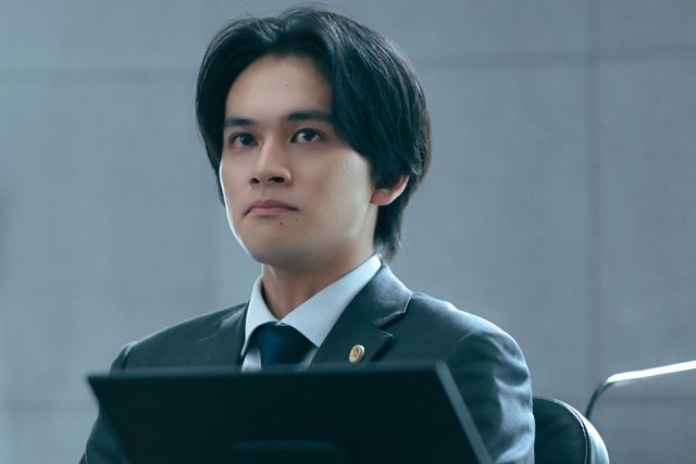 緋山の前に現れたのは…「アンチヒーロー」第7話場面写真（ネタバレあり）（13枚目）