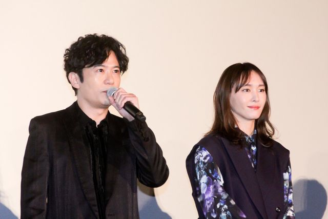 稲垣吾郎、新垣結衣ら『正欲』最優秀監督賞受賞の岸監督を祝福！（6枚目）