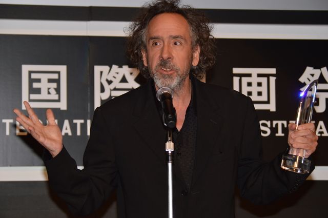 ティム・バートン監督、にっこり！第27回東京国際映画祭のクロージングセレモニー写真ギャラリー（5枚目）