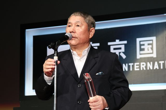 ティム・バートン監督、にっこり！第27回東京国際映画祭のクロージングセレモニー写真ギャラリー（16枚目）