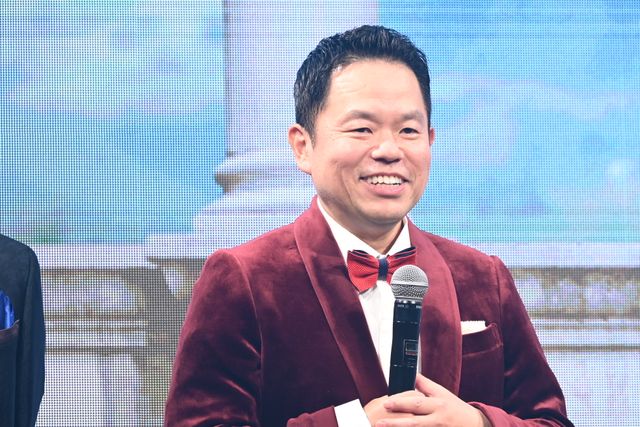 吉柳咲良、白雪姫ドレスで圧巻のパフォーマンス！月城かなと、浪川大輔ら吹替版キャスト集合（11枚目）