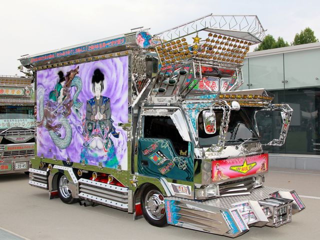 ド派手なデコトラが『トラック野郎』監督のために集結！フォトギャラリー（13枚目）
