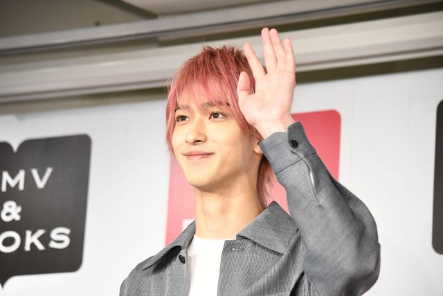 “ゆりゆり”で注目の横浜流星が登壇！写真集「流麗」出版記念イベント（7枚目）