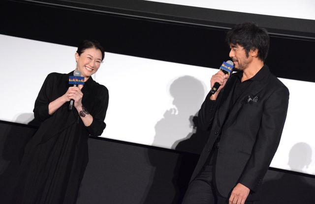 芦田愛菜、純白の美ドレスで阿部寛らと登壇！『俺ではない炎上』完成披露試写会（6枚目）