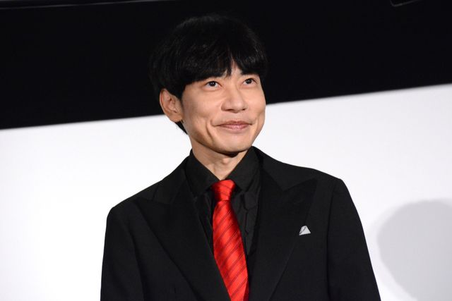 芦田愛菜、純白の美ドレスで阿部寛らと登壇！『俺ではない炎上』完成披露試写会（7枚目）