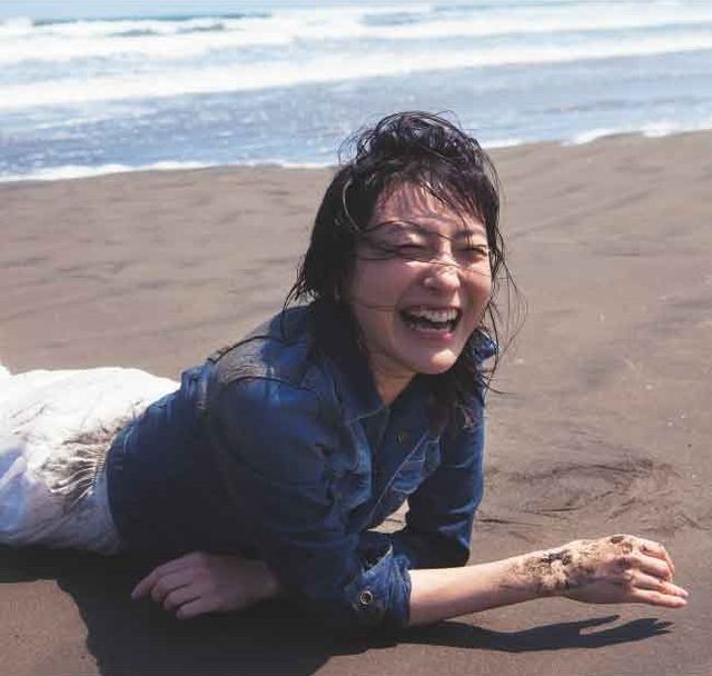 広末涼子の美ボディーがたまらない！「FRaU」7月号フォト
