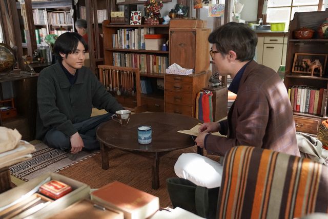 貴司はリュー北條と打ち合わせをして…「舞いあがれ！」第117回の場面写真：フォトギャラリー