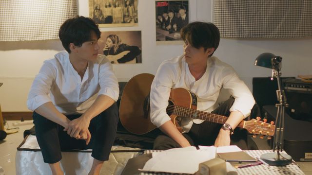 タイドラマ「2gether」タイン＆サラワットの場面カット（3枚目）