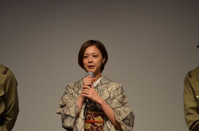 浅見れいなの着物姿に会場がため息！『不毛会議』制作発表フォトギャラリー（16枚目）