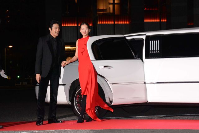 綾瀬はるか、寒くてもノースリーブ『本能寺ホテル』イベント ギャラリー（4枚目）