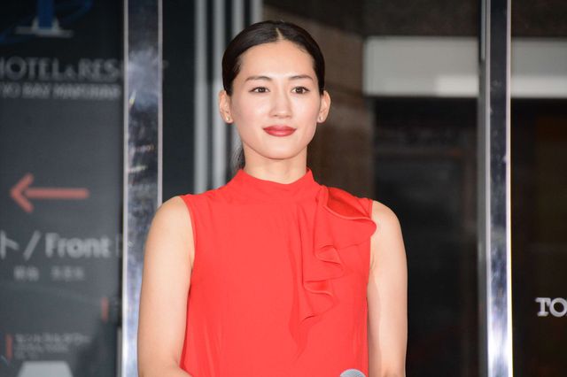 綾瀬はるか、寒くてもノースリーブ『本能寺ホテル』イベント ギャラリー（9枚目）