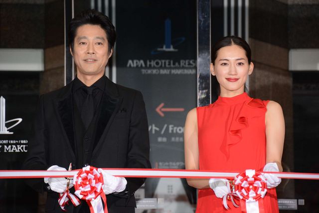 綾瀬はるか、寒くてもノースリーブ『本能寺ホテル』イベント ギャラリー（16枚目）