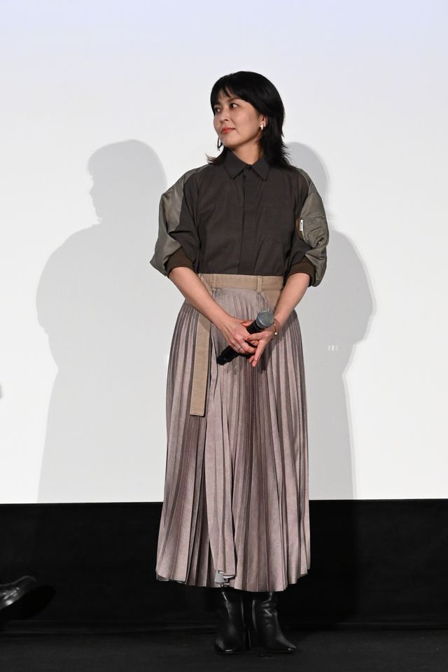 松たか子、松村北斗ら“かき氷”に囲まれ登壇！『ファーストキス 1ST KISS』初日舞台挨拶（3枚目）