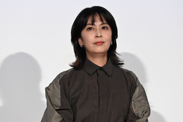 松たか子、松村北斗ら“かき氷”に囲まれ登壇！『ファーストキス 1ST KISS』初日舞台挨拶（6枚目）