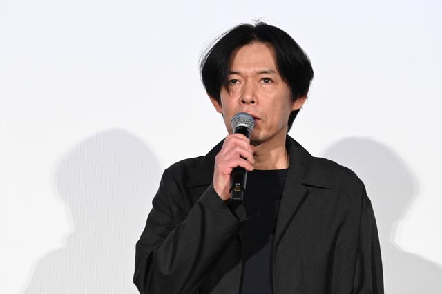 松たか子、松村北斗ら“かき氷”に囲まれ登壇！『ファーストキス 1ST KISS』初日舞台挨拶（15枚目）