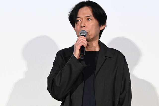 松たか子、松村北斗ら“かき氷”に囲まれ登壇！『ファーストキス 1ST KISS』初日舞台挨拶（17枚目）