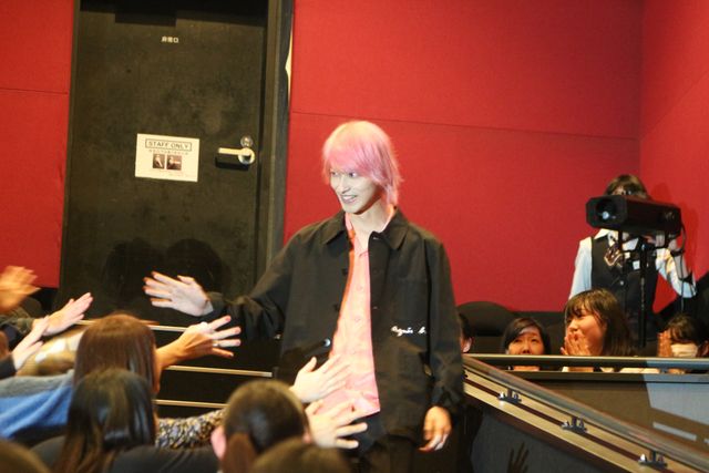 横浜流星、ピンク髪で登場にファン歓喜！（3枚目）