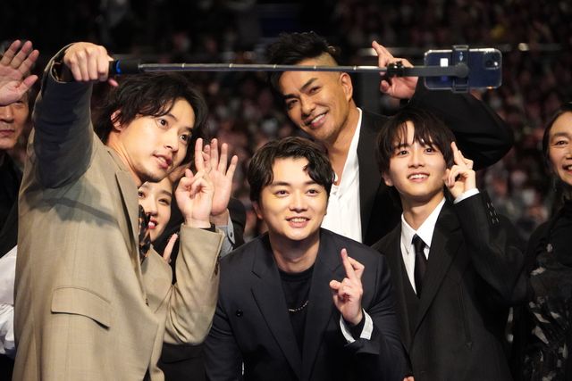 最高のショット！山崎賢人、染谷将太、奈緒、板垣李光人ら『陰陽師0』ジャパンプレミアに集結：フォトギャラリー