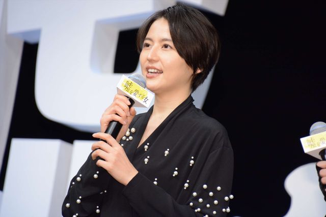 クシャリと笑う高橋一生＆長澤まさみがかわいい！『嘘を愛する女』完成披露舞台あいさつ（5枚目）