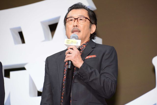 クシャリと笑う高橋一生＆長澤まさみがかわいい！『嘘を愛する女』完成披露舞台あいさつ（12枚目）