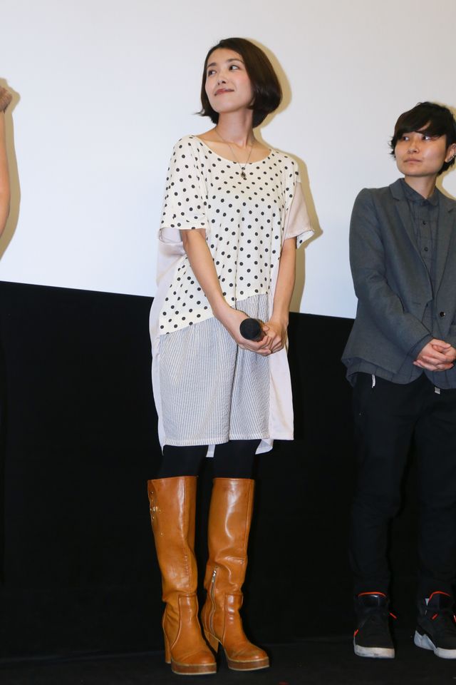 加藤夏希主演『愛∞コンタクト』の初日舞台あいさつフォトギャラリー（2枚目）