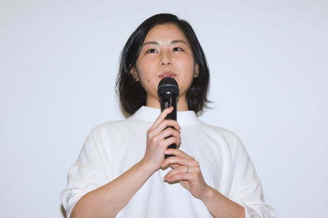 加藤夏希主演『愛∞コンタクト』の初日舞台あいさつフォトギャラリー（5枚目）