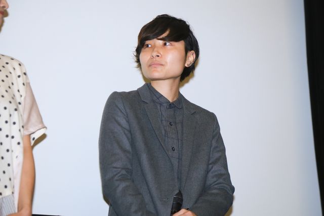 加藤夏希主演『愛∞コンタクト』の初日舞台あいさつフォトギャラリー（8枚目）