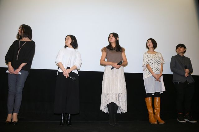 加藤夏希主演『愛∞コンタクト』の初日舞台あいさつフォトギャラリー（9枚目）