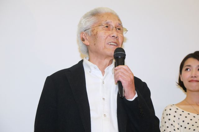 加藤夏希主演『愛∞コンタクト』の初日舞台あいさつフォトギャラリー（18枚目）