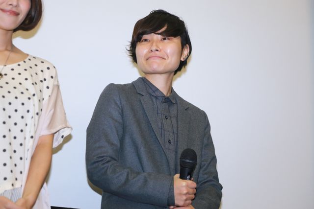 加藤夏希主演『愛∞コンタクト』の初日舞台あいさつフォトギャラリー（30枚目）