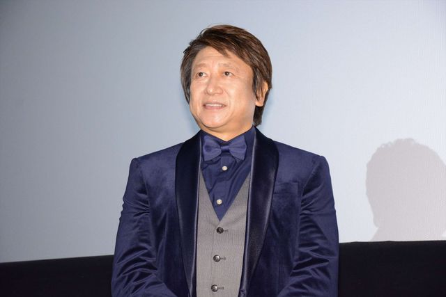 マッツ・ミケルセン、樋口可南子＆井上和彦と仲良くパシャリ！フォトギャラリー（12枚目）