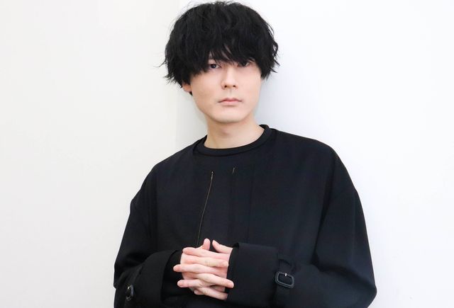 狗巻棘役・内山昂輝『劇場版 呪術廻戦 0』インタビューカット（2枚目）