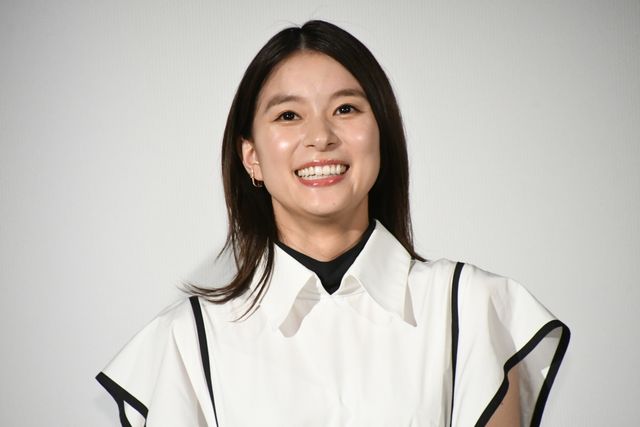 赤楚衛二＆錦戸亮、黒スーツで登場！ドラマ「Re：リベンジ-欲望の果てに-」完成披露（13枚目）