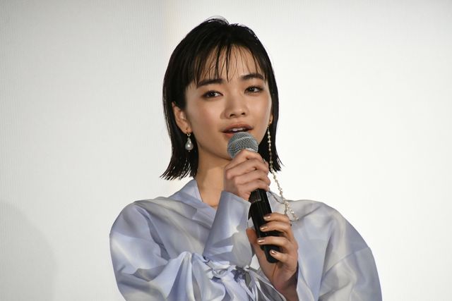 赤楚衛二＆錦戸亮、黒スーツで登場！ドラマ「Re：リベンジ-欲望の果てに-」完成披露（26枚目）