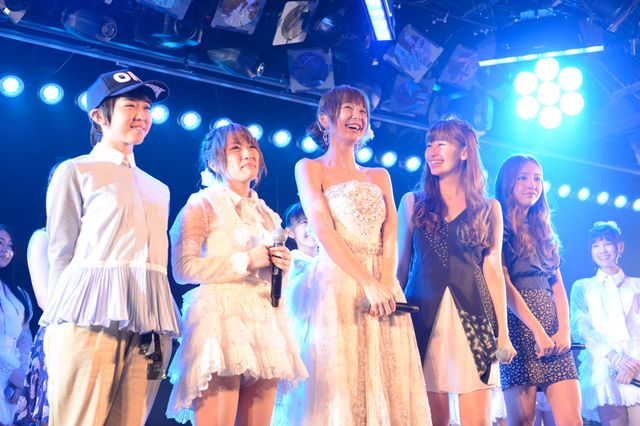 AKB48篠田麻里子 卒業公演フォトギャラリー（24枚目）