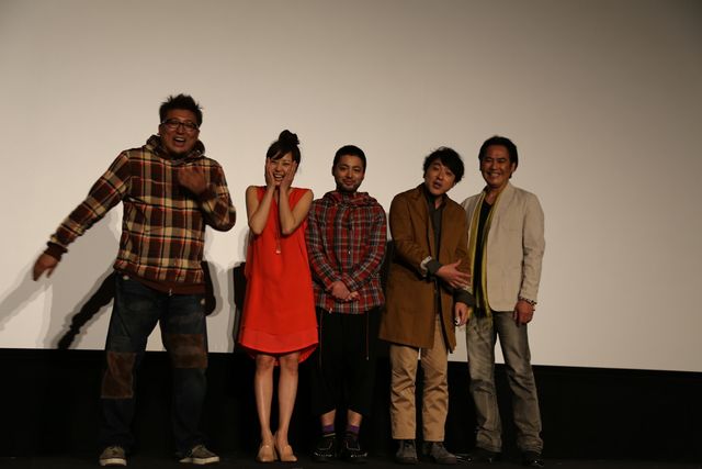 「勇者ヨシヒコ」一行、お台場に登場！　福田監督もいっしょ　画像ギャラリー（4枚目）