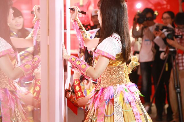 百田夏菜子、玉井詩織、佐々木彩夏、高城れにが登場！「～サイリウムが照らす未来～　ももいろクローバーZ　結成10周年記念展」オープニングイベント（3枚目）