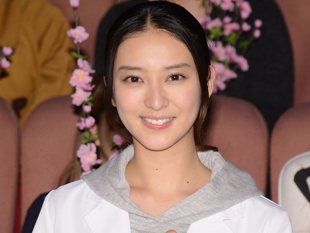 武井咲、野村周平みたいな部下なら可愛いがりたい？「フラジャイル」特別試写会フォトギャラリー！：フォトギャラリー