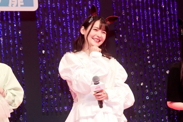 藤本侑里×上坂すみれ×小倉唯×福嶋晴菜、ウマ耳姿で登場！劇場版『ウマ娘』完成披露プレミアの様子（17枚目）