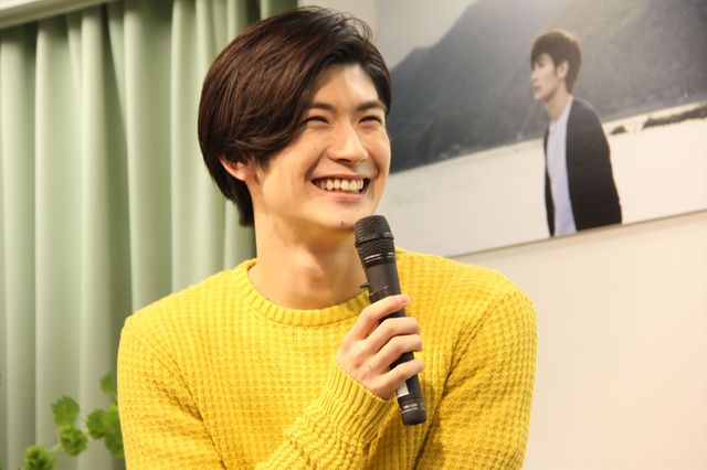 写真集「三浦春馬 ふれる」発売記念トークイベント（2枚目）