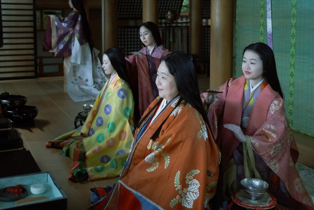 まひろ、宮中でいじめに絶句！「光る君へ」第33回場面写真（11枚目）