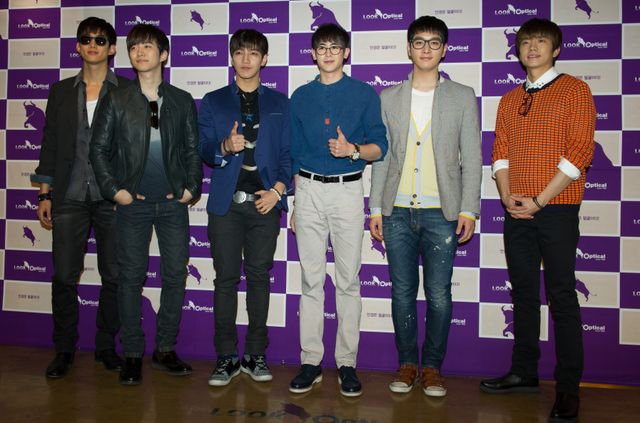 2PM、ファンサイン会開催！人気すぎて交通はまひ状態に＜韓国JPICTURES＞：フォトギャラリー