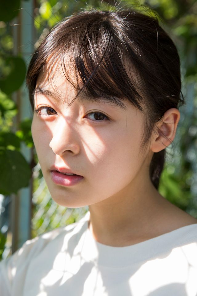 森七菜が可愛すぎる！ファースト写真集「Peace」（4枚目）